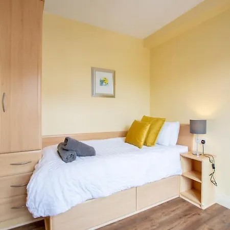 펜션 18 - Superb Duplex By Shortstays